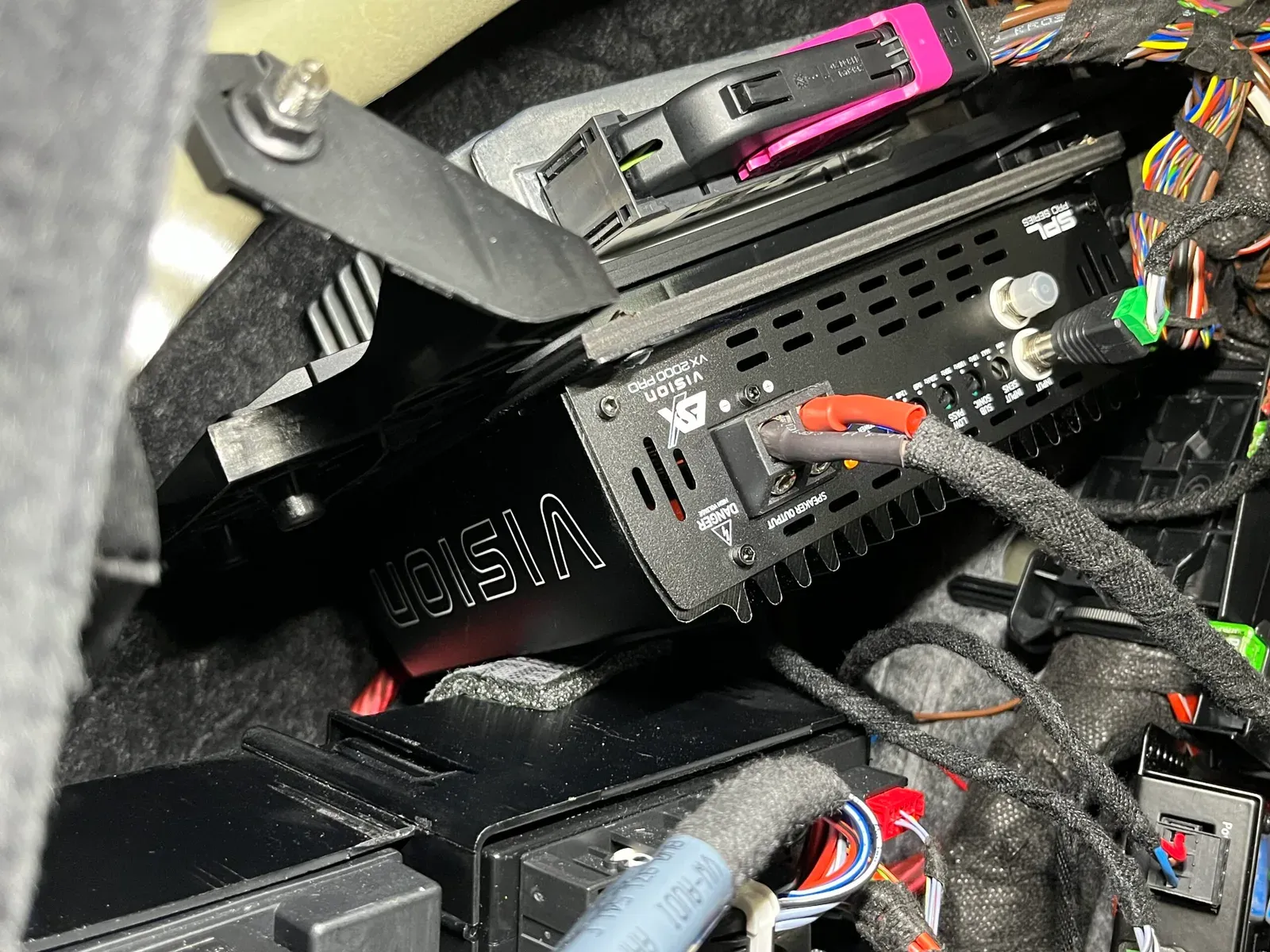 Audi S5 Subwoofer Nachrüstung