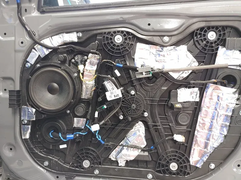 Hyundai i30N Fastback Hifi Upgrade / CSP Car Hifi Einbauservice