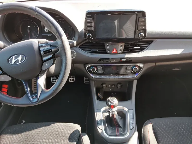 Hyundai i30N Fastback Hifi Upgrade / CSP Car Hifi Einbauservice