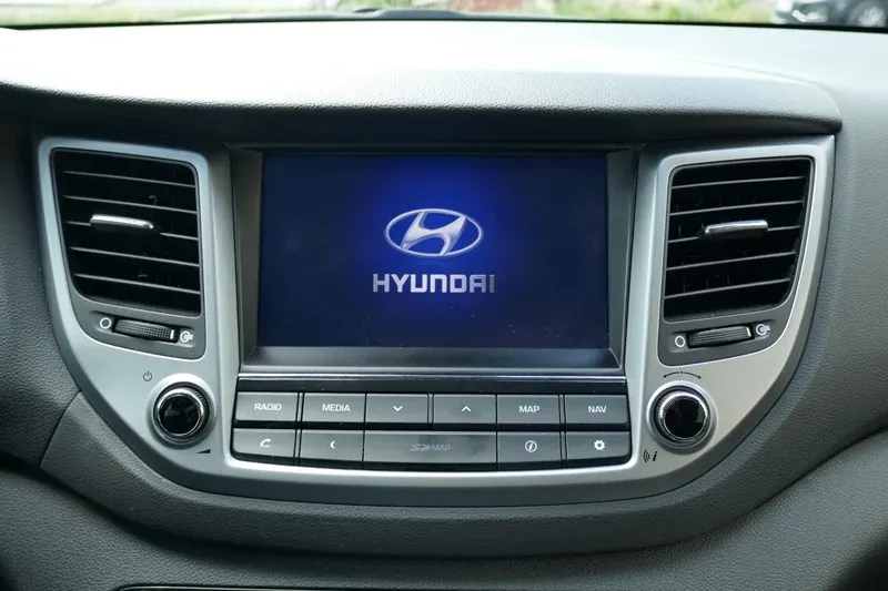 Hyundai Tucson Sound Upgrade / Car Hifi Einbauservice CSP Nürburgring