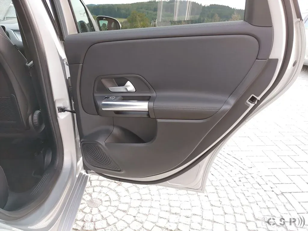 Mercedes B-Klasse - Hifi Soundsystem