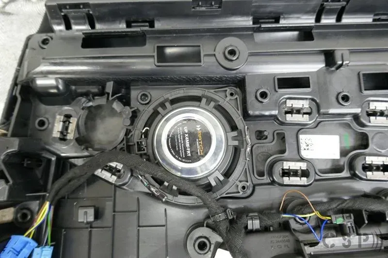 Mercedes C43 S205 - Hifi Soundsystem