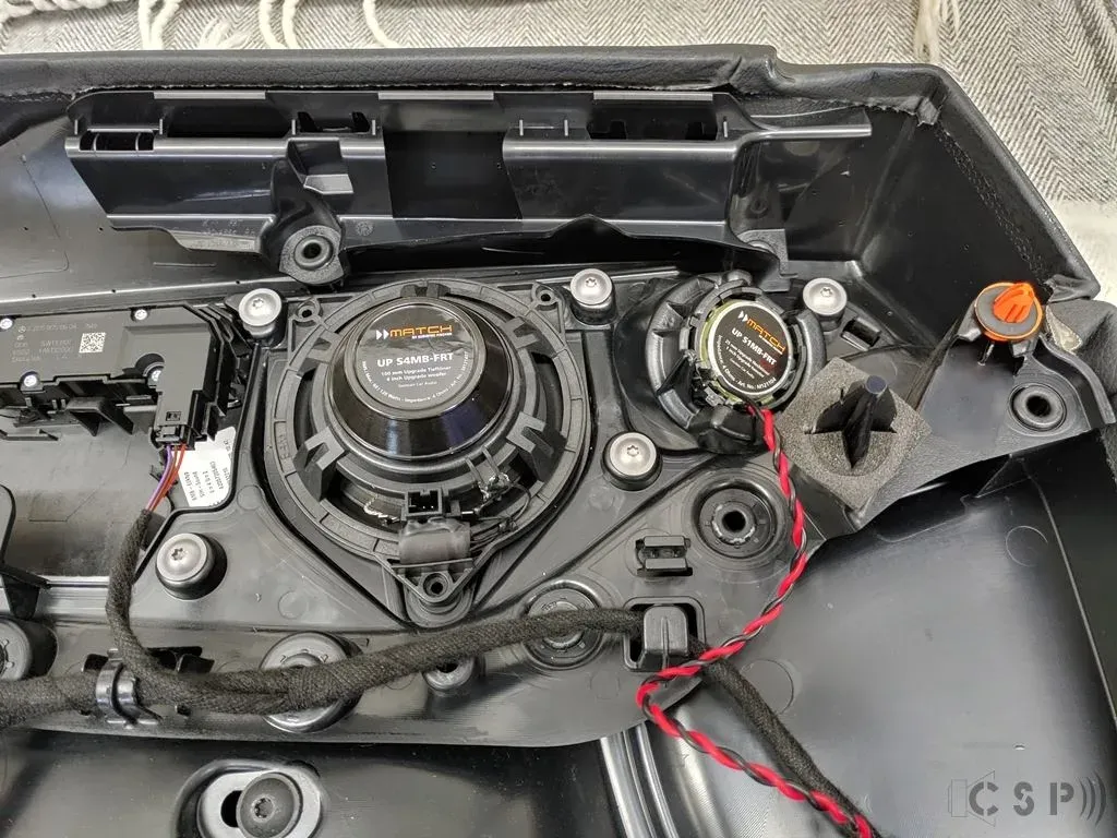 Mercedes C-Klasse Cabrio - 10 Kanal DSP Hifi Soundsystem