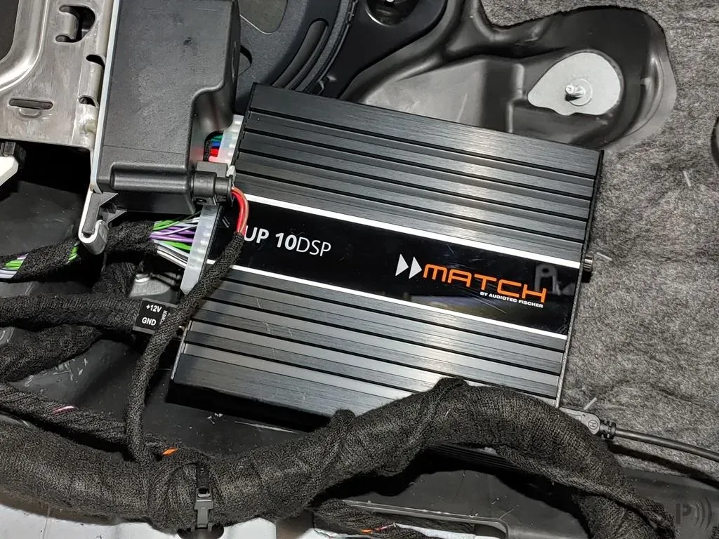 Mercedes C-Klasse Cabrio - 10 Kanal DSP Hifi Soundsystem
