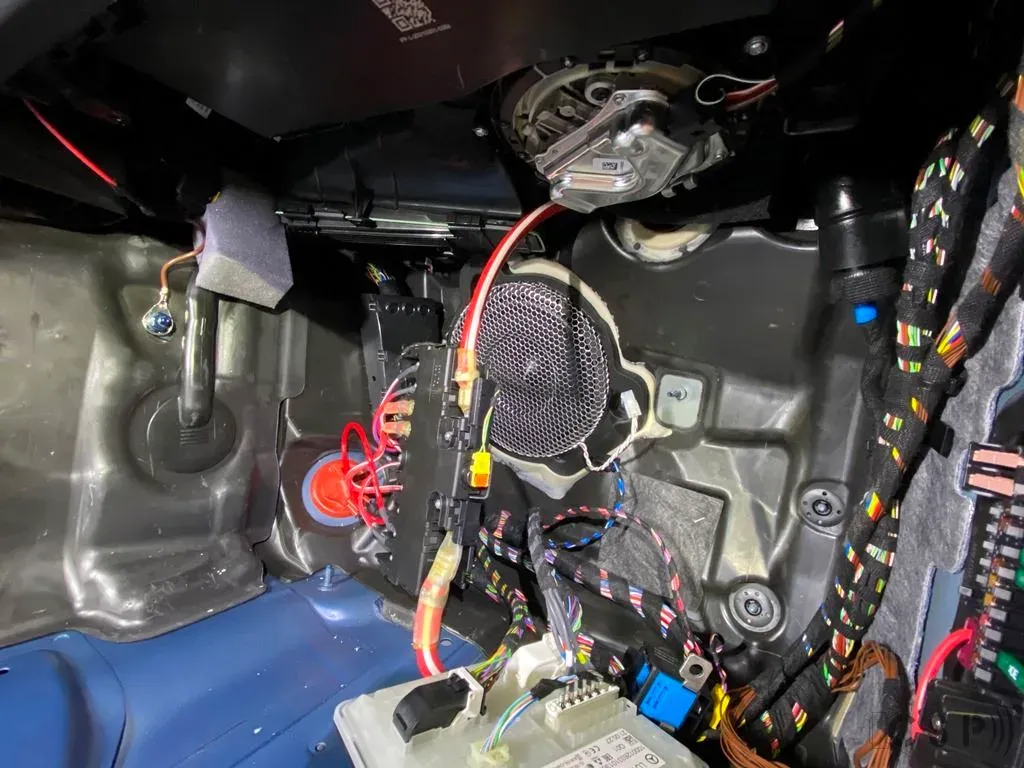 Mercedes S206 - Performance Hifi Soundsystem