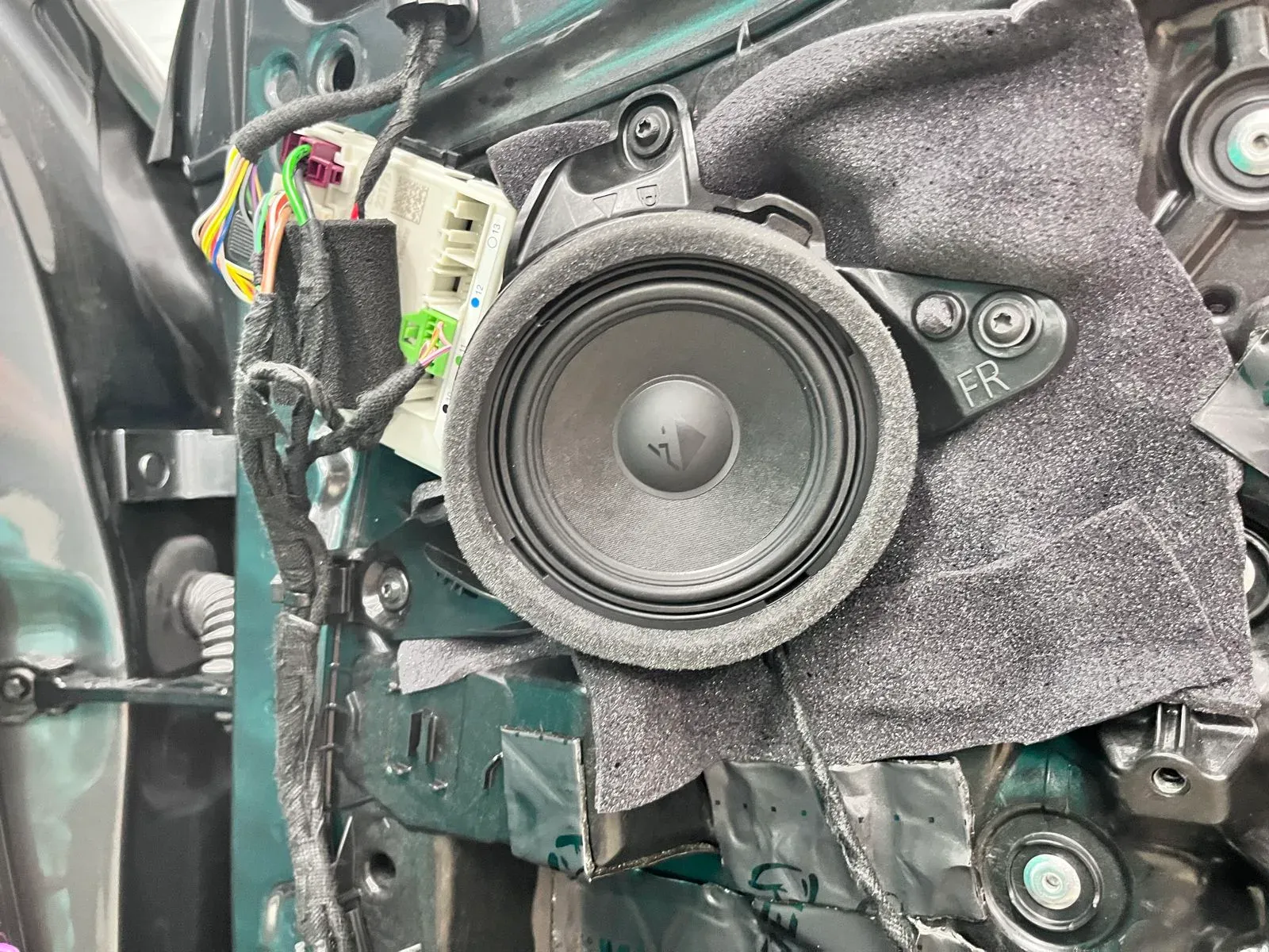Mercedes C-Klasse S206 - High End Audiosystem