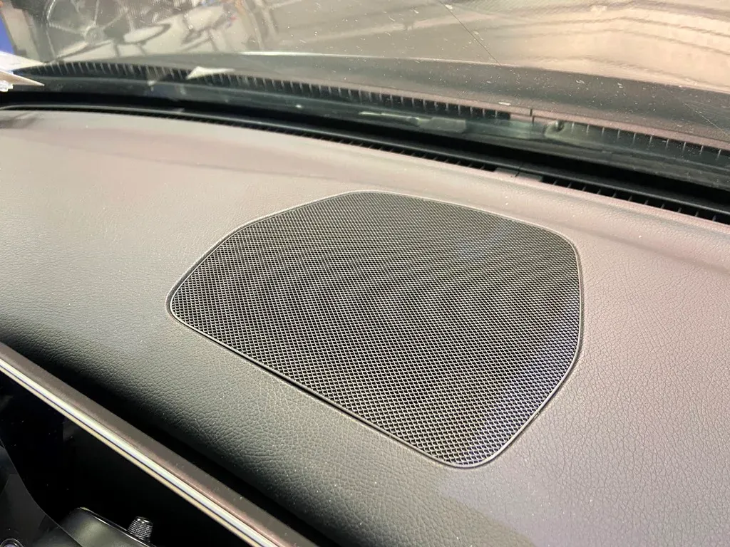 Mercedes Cabrio A205 - Premium Sound Upgrade