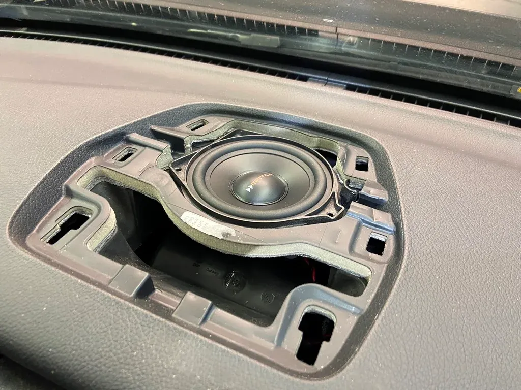Mercedes Cabrio A205 - Premium Sound Upgrade