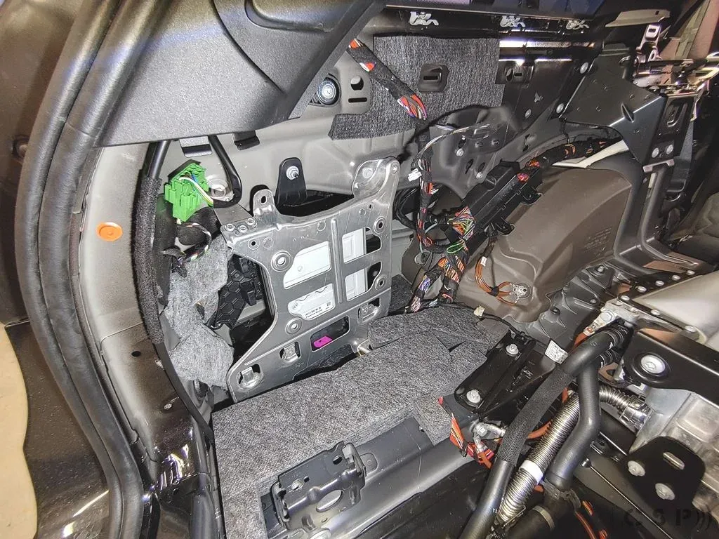 Mercedes E-Klasse S213 - Premium Soundsystem Nachrüstung CSP2000