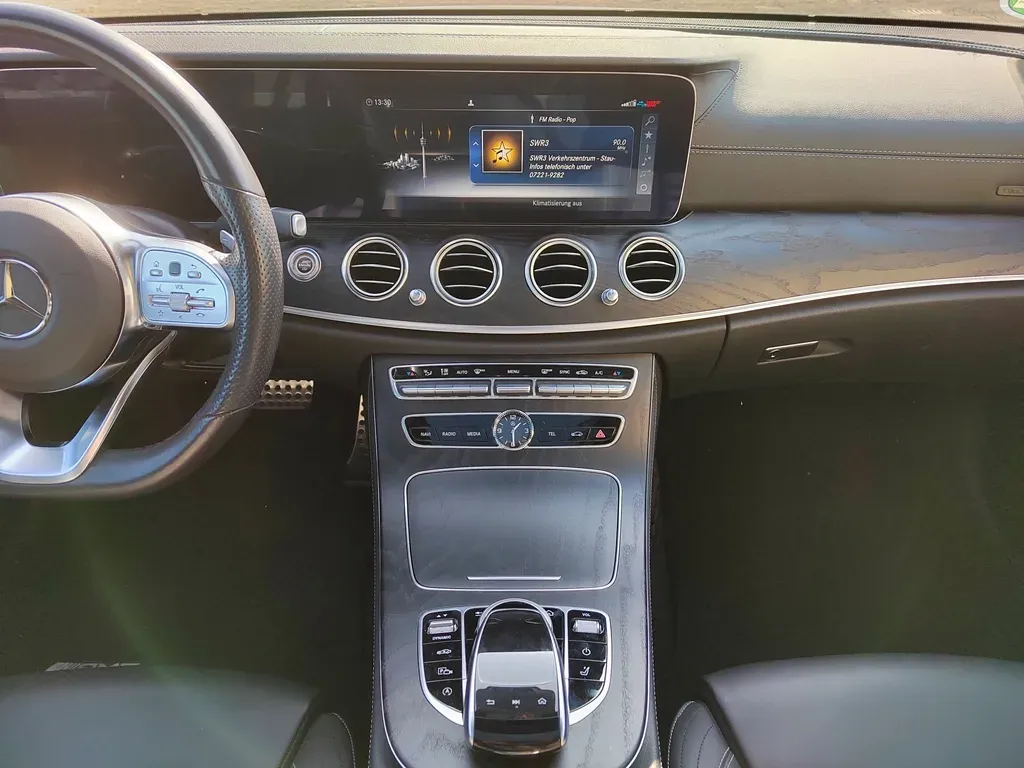 Mercedes E-Klasse - High Performance Soundsystem / CSP Car Hifi