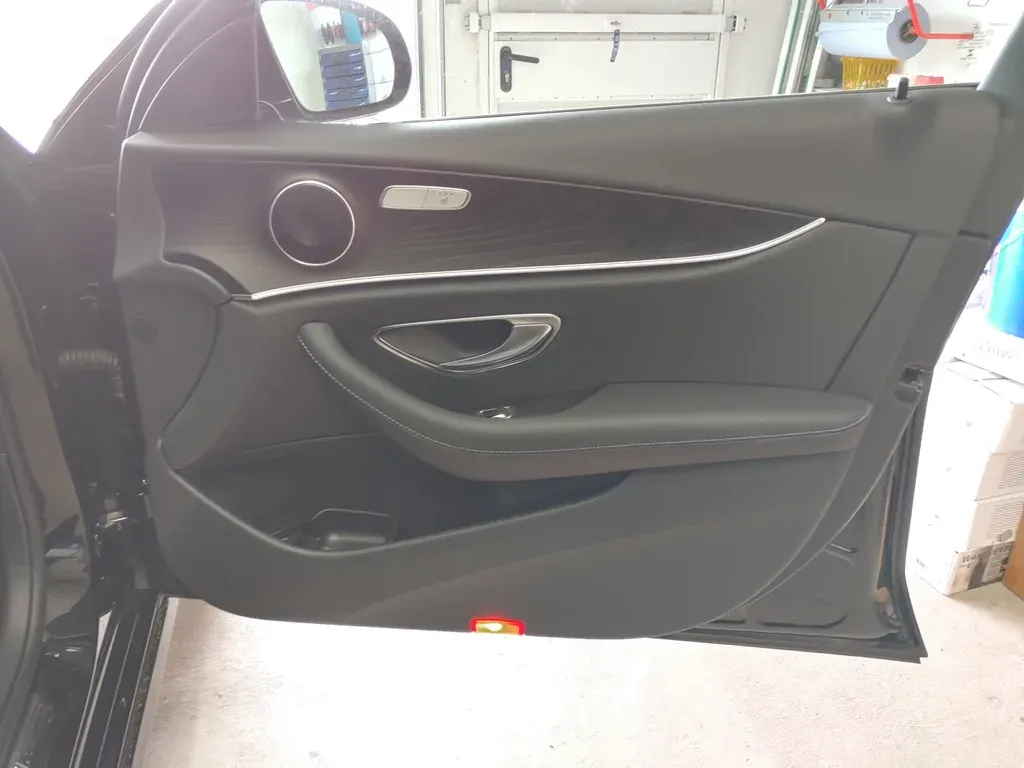 Mercedes E-Klasse - High Performance Soundsystem / CSP Car Hifi
