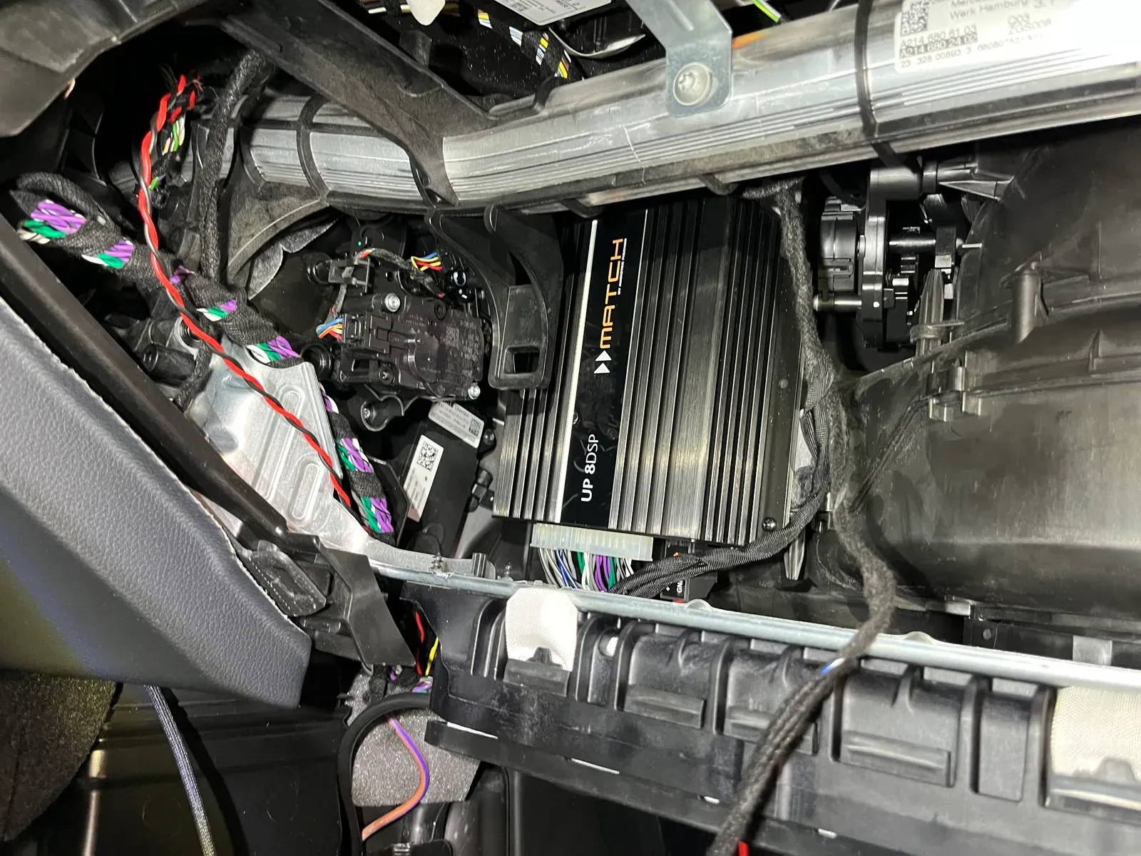 Mercedes E-Klasse W214 - Premium Audiosystem