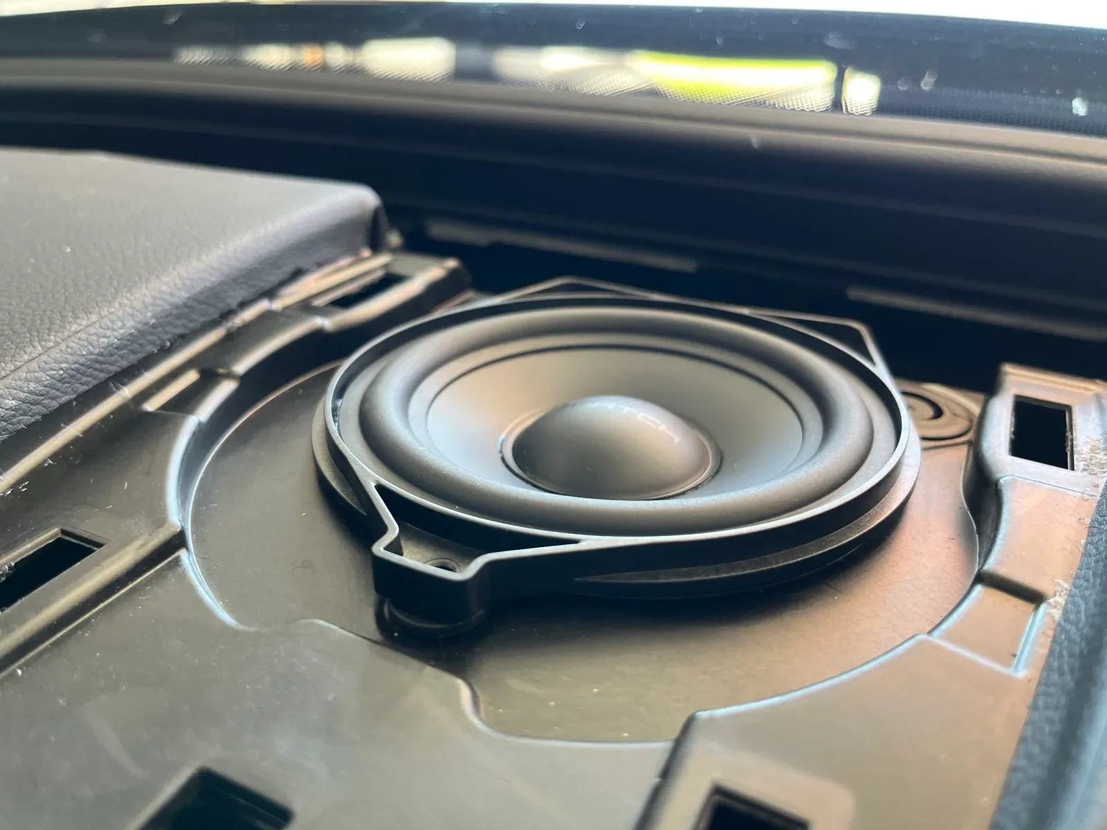 Mercedes E-Klasse W214 - Premium Audiosystem