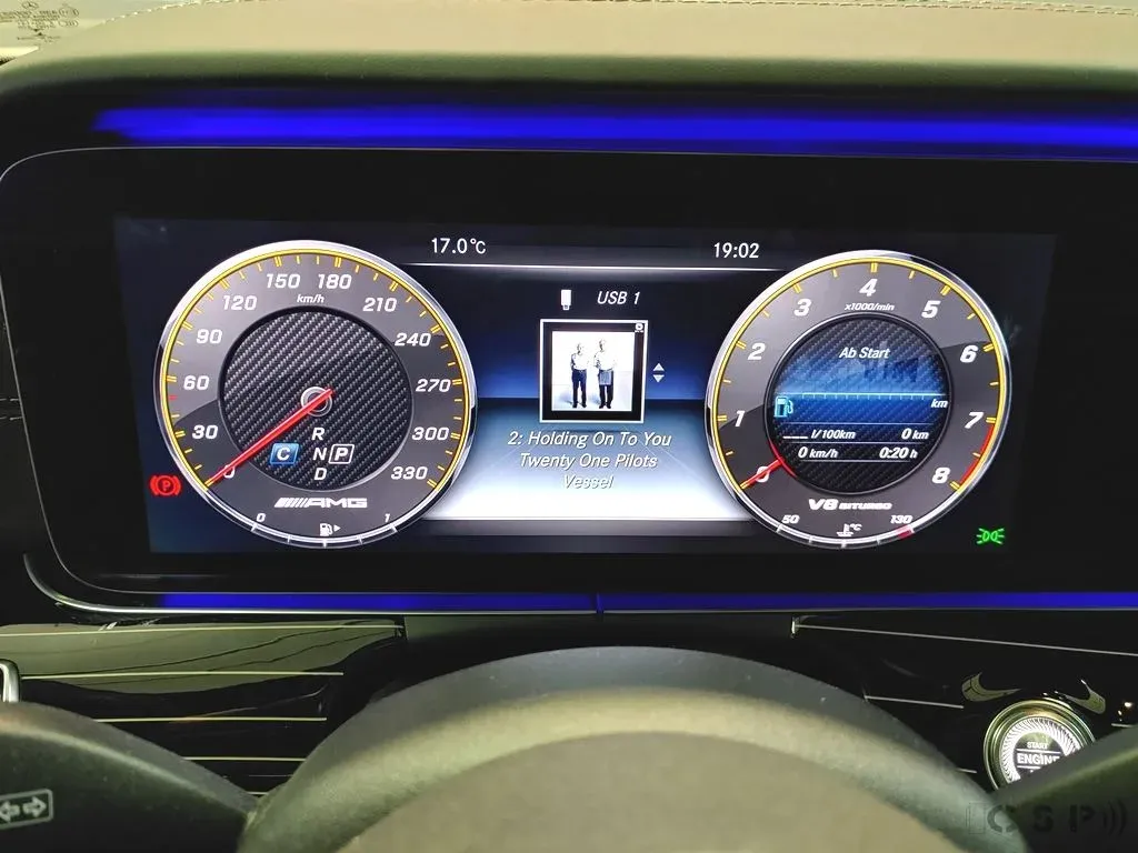 Mercedes E63 - High End Soundsystem