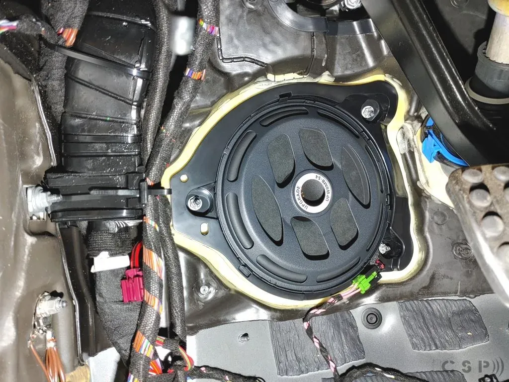 Mercedes E63 - High End Soundsystem