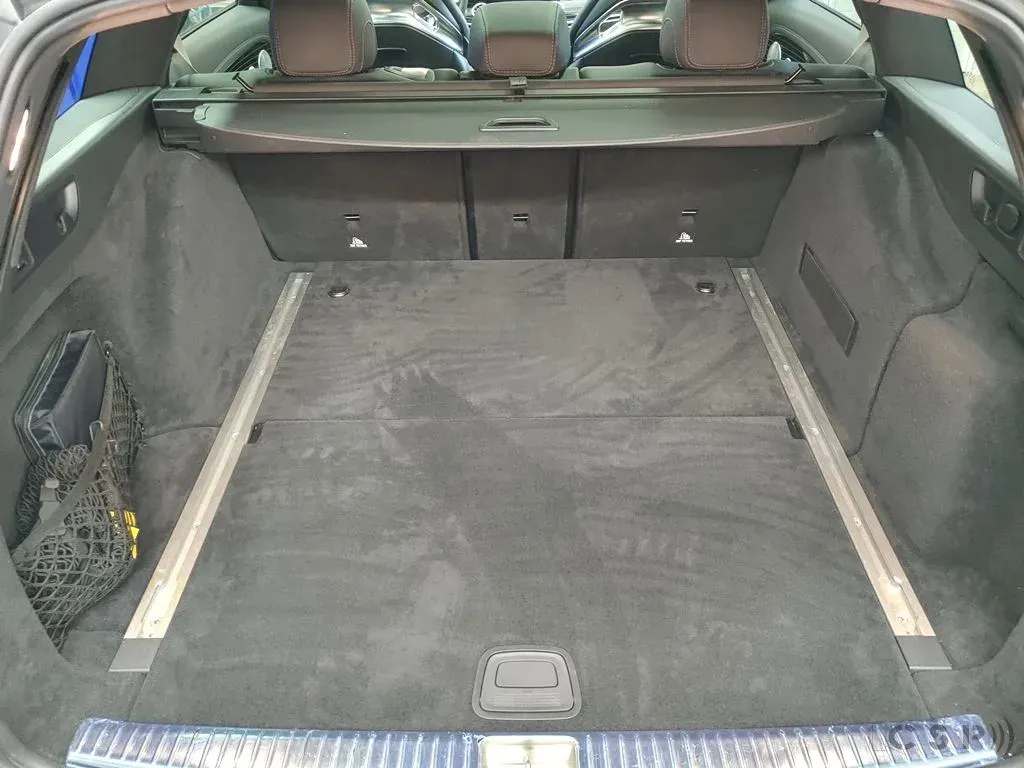 Mercedes E63 - High End Soundsystem