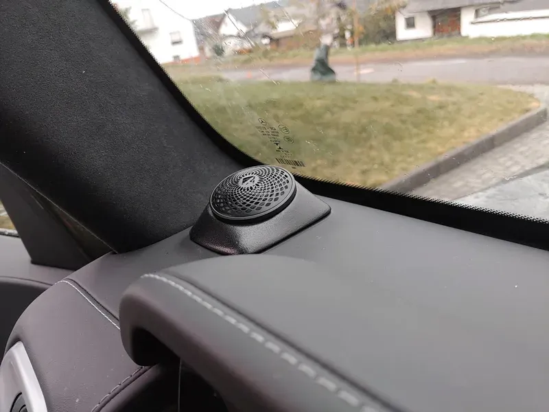 Mercedes G-Klasse W463 - 10 Kanal Hifi Soundsystem
