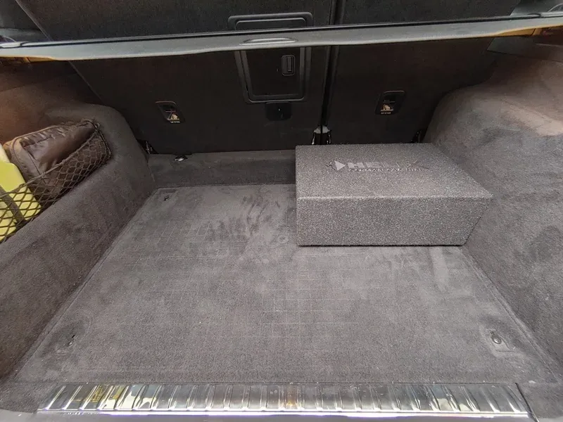 Mercedes G-Klasse W463 - 10 Kanal Hifi Soundsystem
