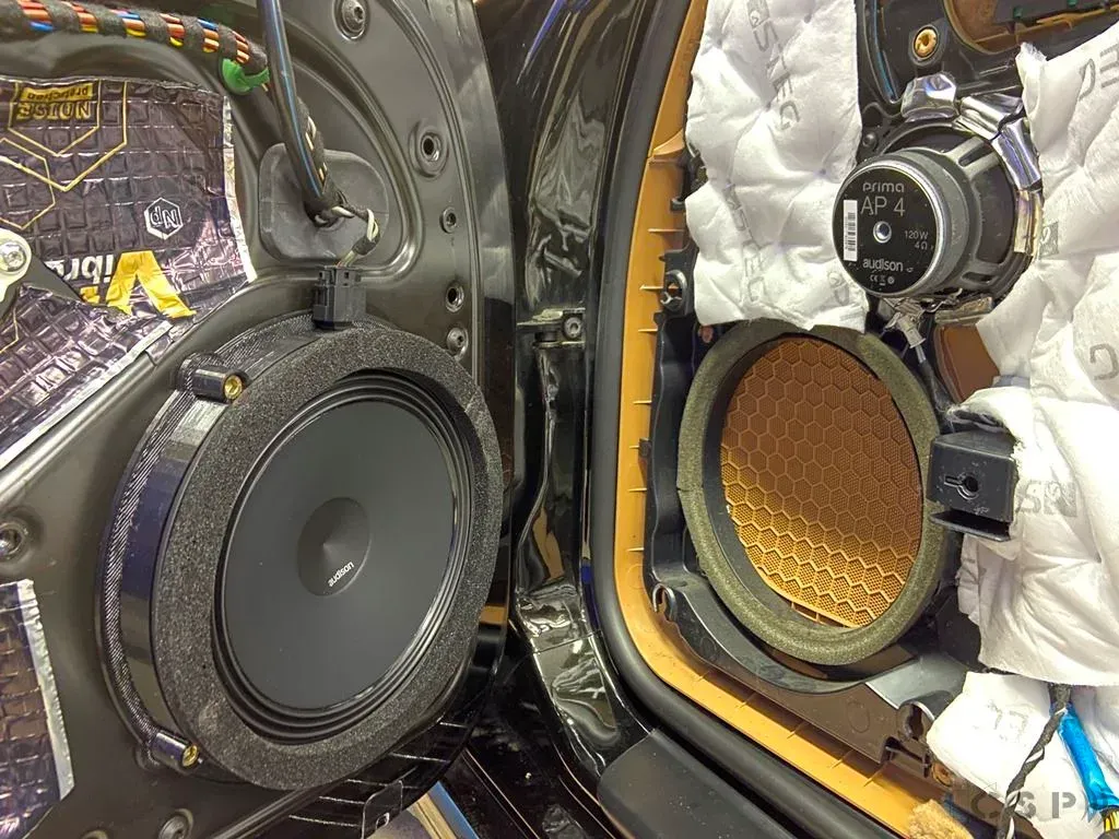 Porsche Boxster 987 Soundsystem