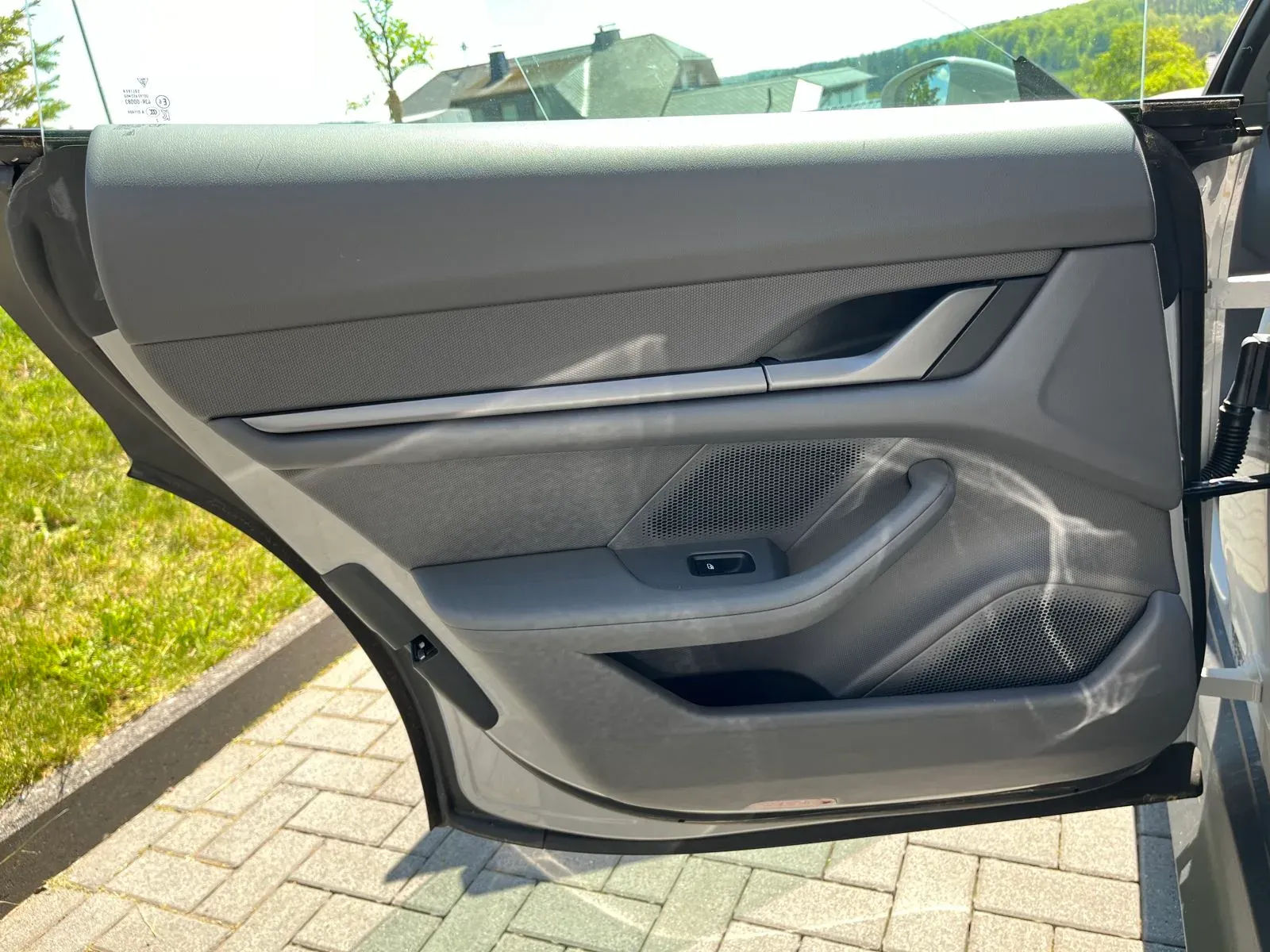 Porsche Taycan J1 - Sound System Upgrade CSP Car Hifi