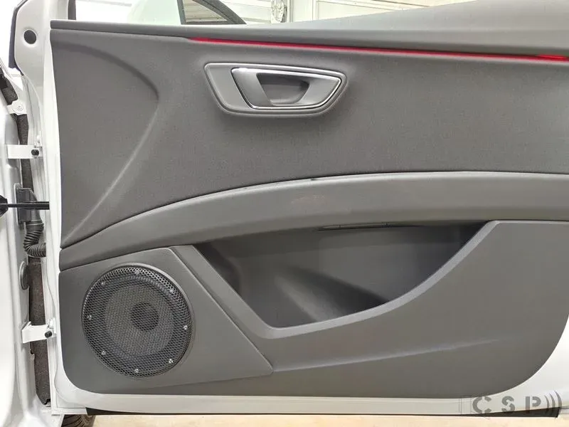 Seat Leon 5F Sound Upgrade / Car Hifi Einbauservice CSP Nürburgring