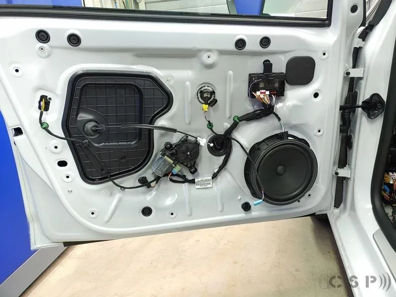 Seat Leon 5F Sound Upgrade / Car Hifi Einbauservice CSP Nürburgring
