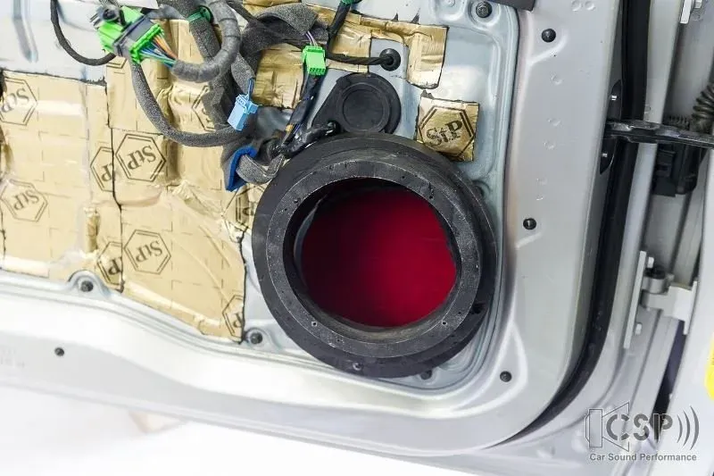 Volvo S80 mit High End Soundsystem