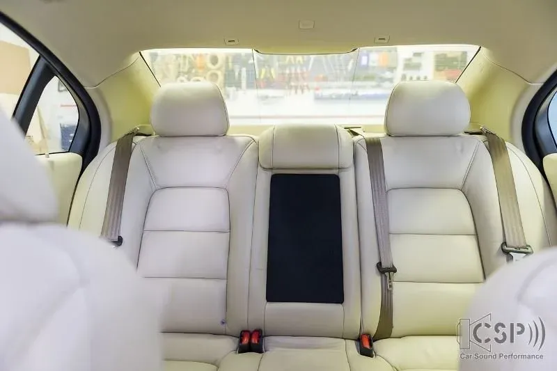 Volvo S80 mit High End Soundsystem