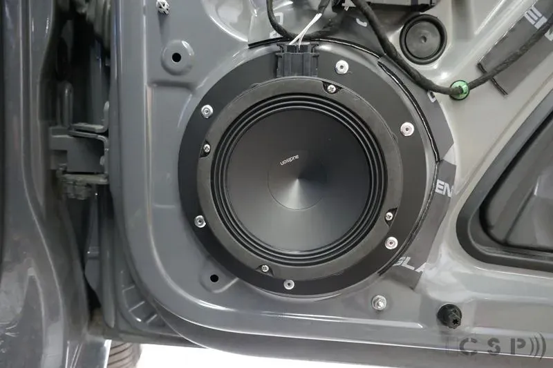 VW Caddy - Rückfahrkamera mit Hifi Soundsystem