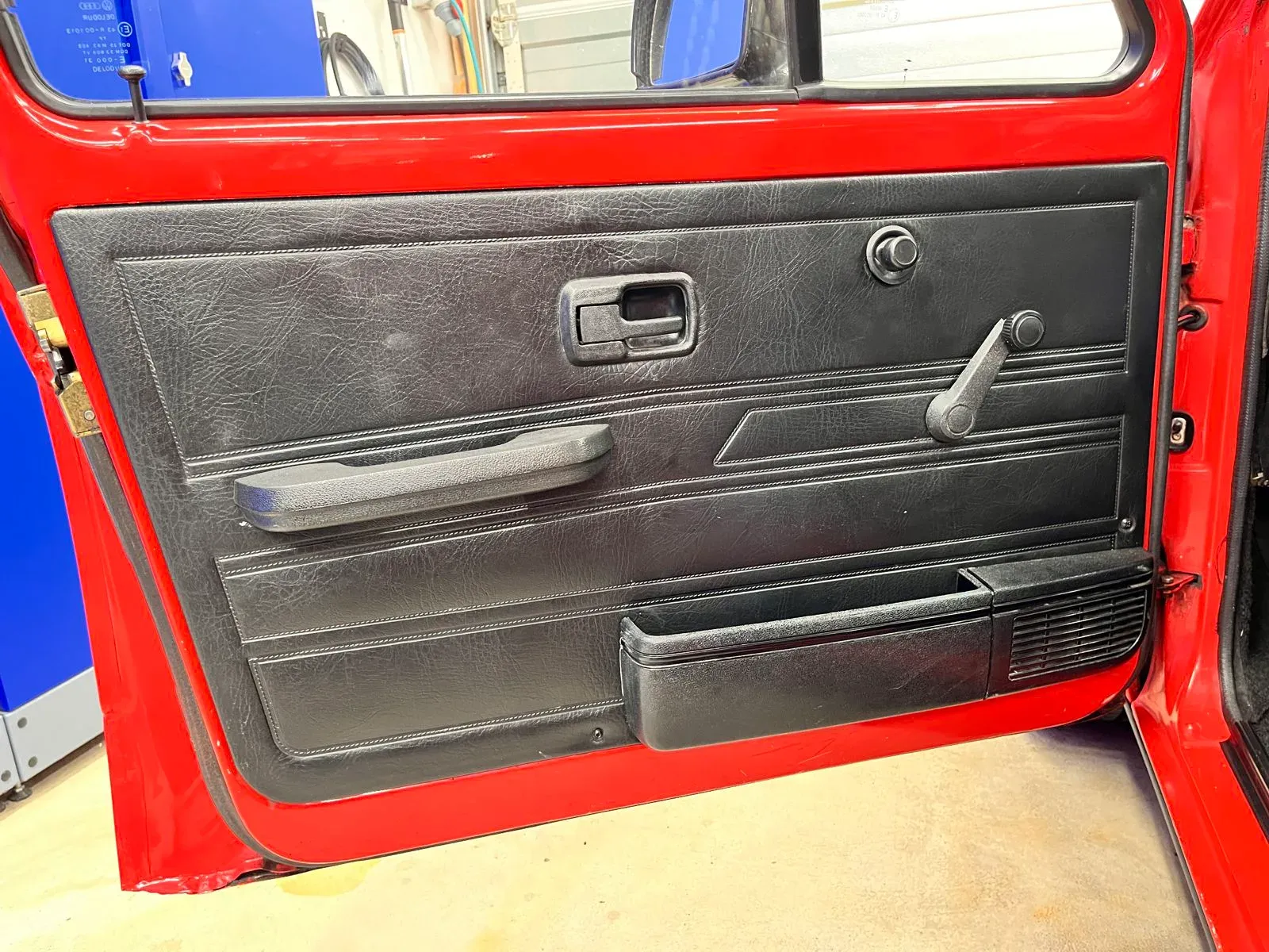 VW Golf1 GLS Sound System Upgrade / CSP Car Hifi