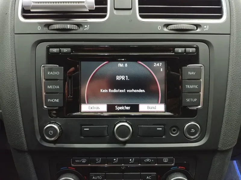 VW Golf 6 Soundsystem Upgrade / CSP Einbauservice am Nürburgring