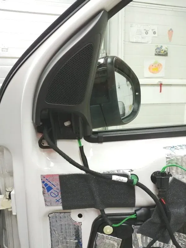 VW Golf 6 Soundsystem Upgrade / CSP Einbauservice am Nürburgring