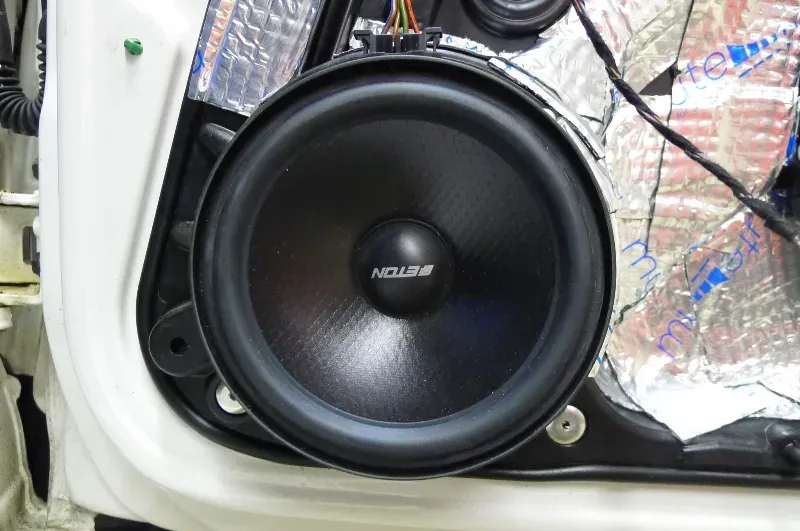 VW Golf 6 Soundsystem Upgrade / CSP Einbauservice am Nürburgring