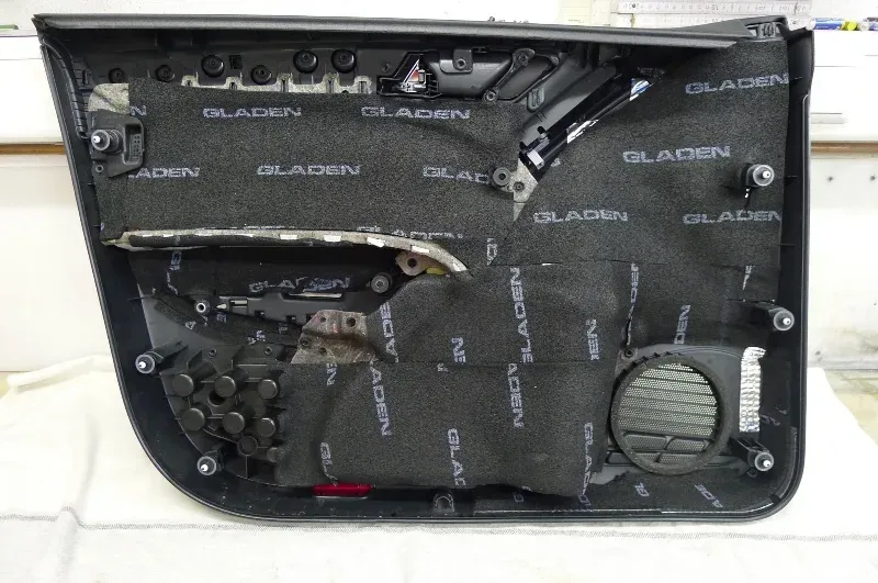 VW Golf 6 Soundsystem Upgrade / CSP Einbauservice am Nürburgring