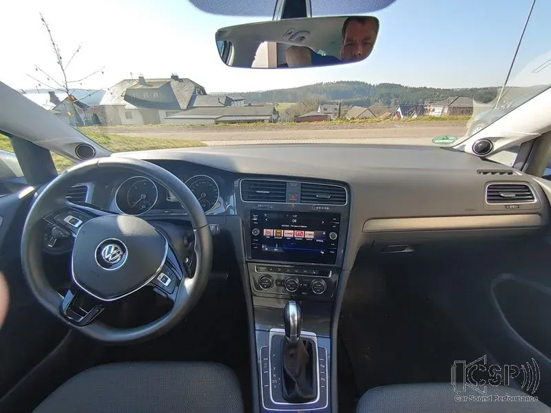 VW Golf 7 DSP Hifi Anlage mit Subwoofer
