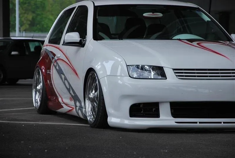 VW Golf 4 Show & Shine - aufwändiger Komplettumbau by CSP Car Hifi