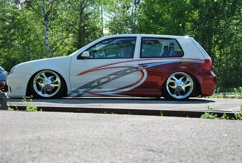 VW Golf 4 Show & Shine - aufwändiger Komplettumbau by CSP Car Hifi