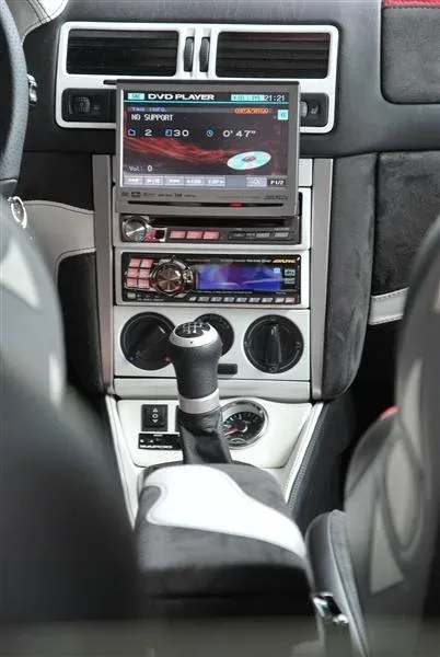 VW Golf 4 Show & Shine - aufwändiger Komplettumbau by CSP Car Hifi