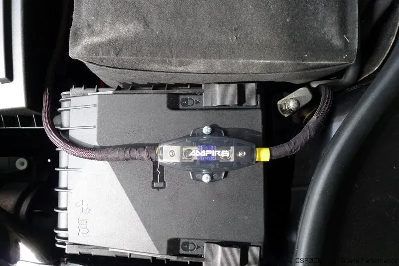 VW Golf 5 Subwoofer Upgrade / Car Hifi Einbauservice CSP Nürburgring
