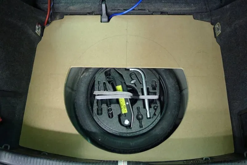 VW Golf 5 Subwoofer Upgrade / Car Hifi Einbauservice CSP Nürburgring