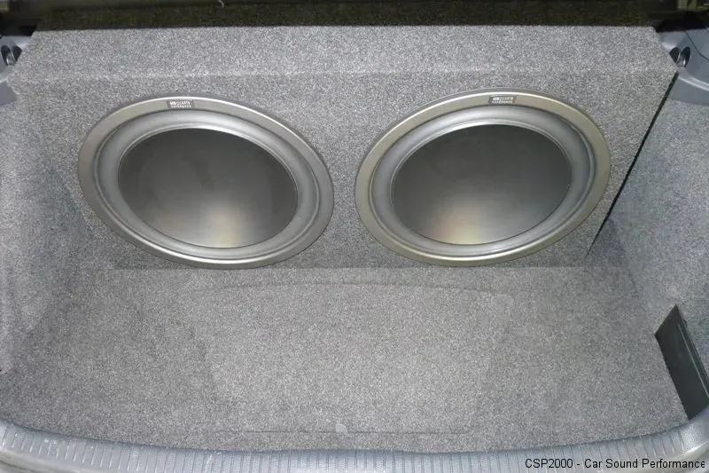 VW Golf 5 Subwoofer Upgrade / Car Hifi Einbauservice CSP Nürburgring