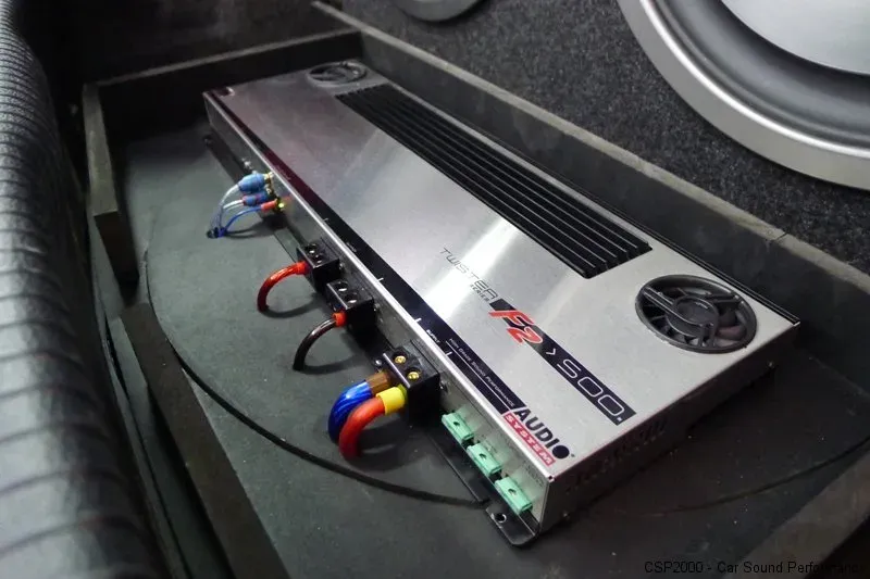 VW Golf 5 Subwoofer Upgrade / Car Hifi Einbauservice CSP Nürburgring
