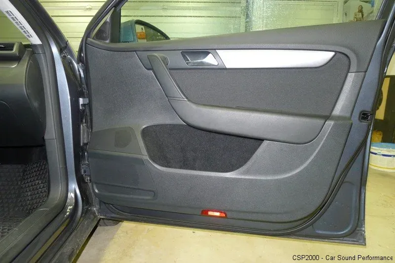 VW Passat B7 Soundsystem Upgrade / CSP