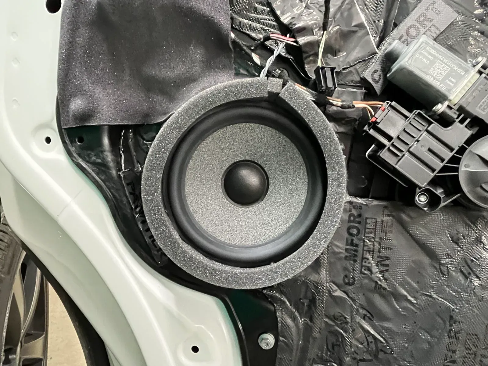 VW T6.1 Surfervan High End Audio System / CSP Car Hifi