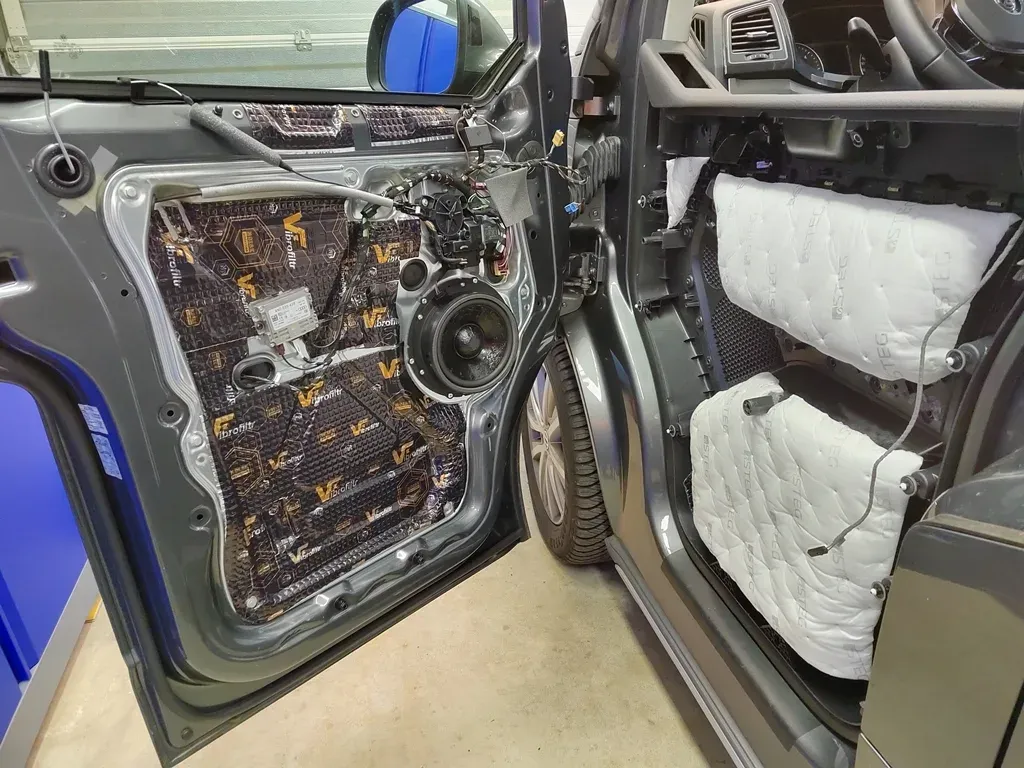 VW T6 Panamericana Audio Hifi System / CSP Car Hifi Rheinland Pfalz