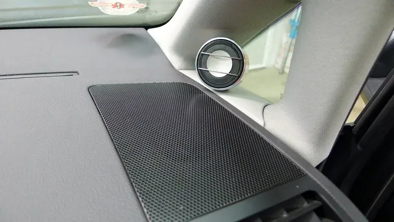 VW Touran High End Soundsystem / CSP